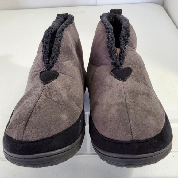 Dearfoams Microsuede Boot Slipper with Mudguard Size Large 11-12 - Picture 2 of 11
